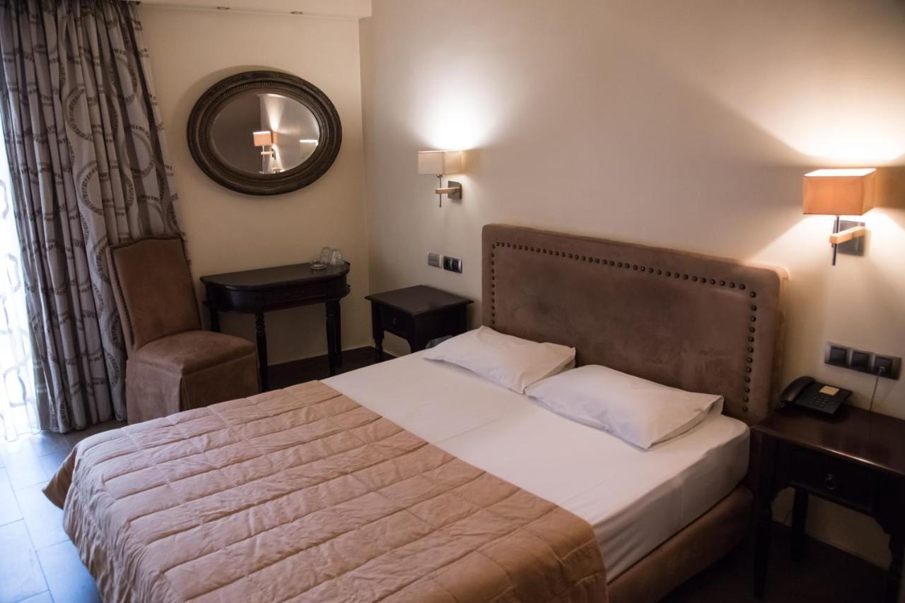 Hotel Maroussi Aten Exteriör bild